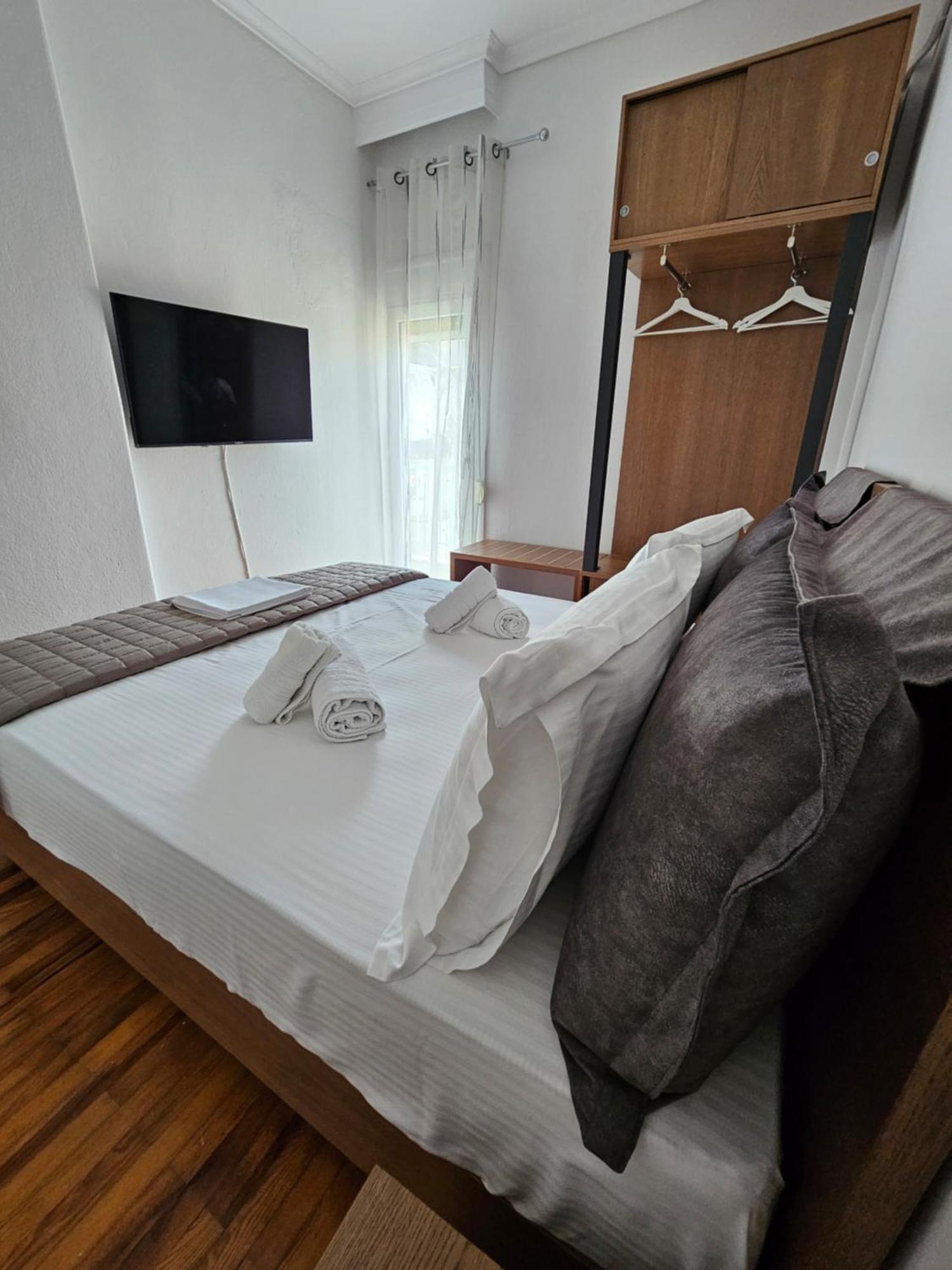 Koukoufli Penthouse 2Bds Apartment เทสซาโลนิกิ ภายนอก รูปภาพ
