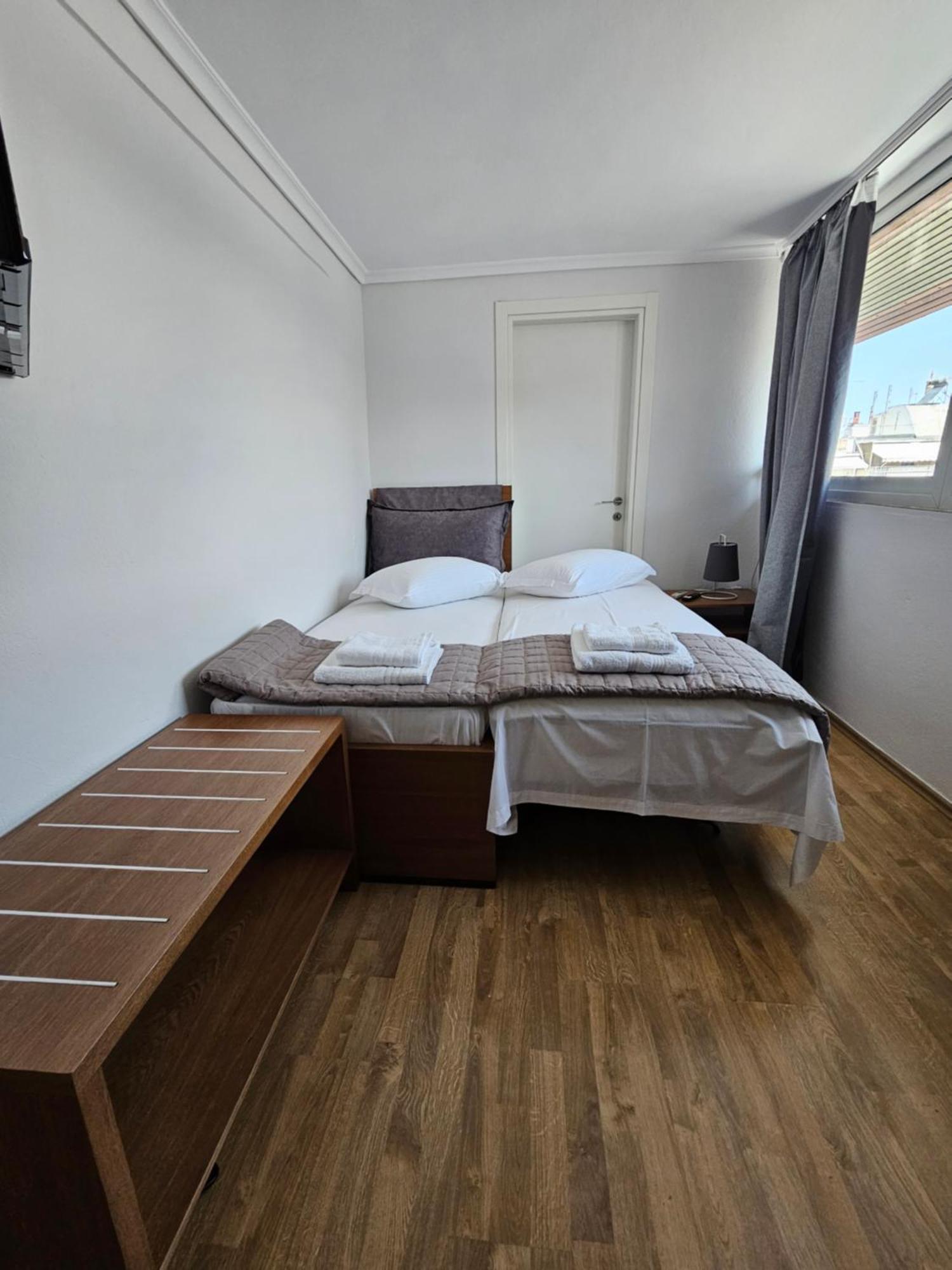 Koukoufli Penthouse 2Bds Apartment เทสซาโลนิกิ ภายนอก รูปภาพ
